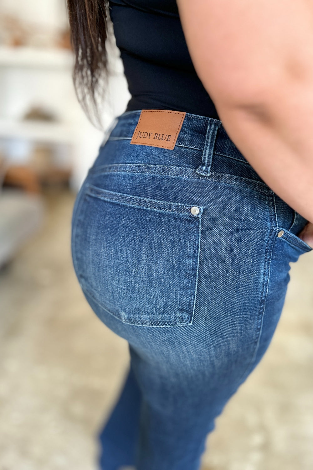 Judy Blue Leah Tummy Control Straight Jeans