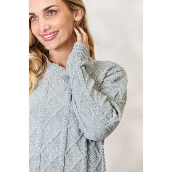 Virginia Cable Knit Round Neck Sweater